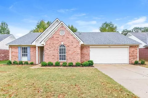 7792 Sarah Ann Dr S, Southaven, MS 38671