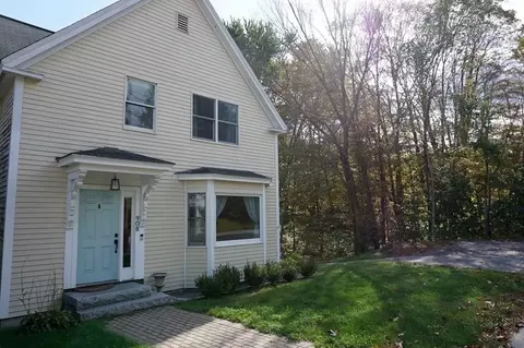 90 Groton St UNIT B, Pepperell, MA 01463