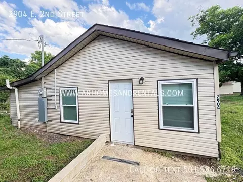 2904 E 2nd St, North Little Rock, AR 72114