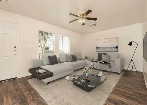2117 Aruba Calle, Dickinson, TX 77539