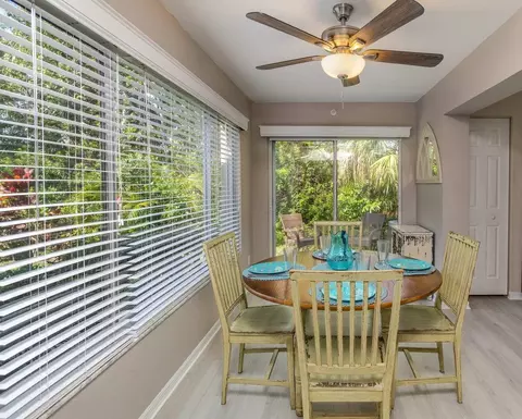 821 Montrose Dr #102, Venice, FL 34293