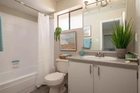 4816 Mcmahon Blvd NW, Albuquerque, NM 87114