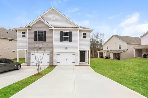 304 Noble Ln, Pendleton, SC 29670