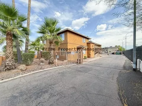 2537 W Georgia Ave #17, Phoenix, AZ 85017