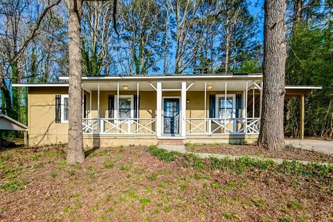 119 Adrian Dr, Stockbridge, GA 30281