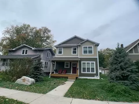 1037 26th Ave SE, Minneapolis, MN 55414