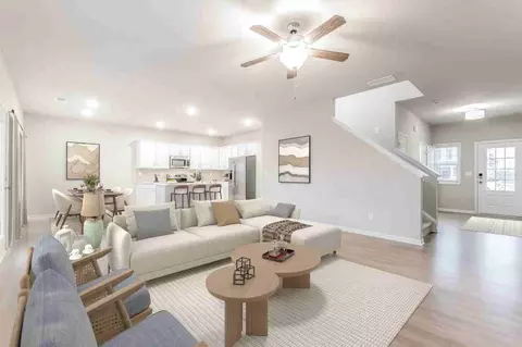 3346 SE Lilac Creek Trl, Gainesville, GA 30507
