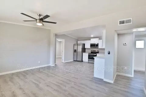 1538 E Pierce St #DF, Phoenix, AZ 85006