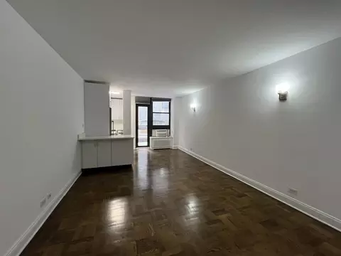 Undisclosed, New York, NY 10016