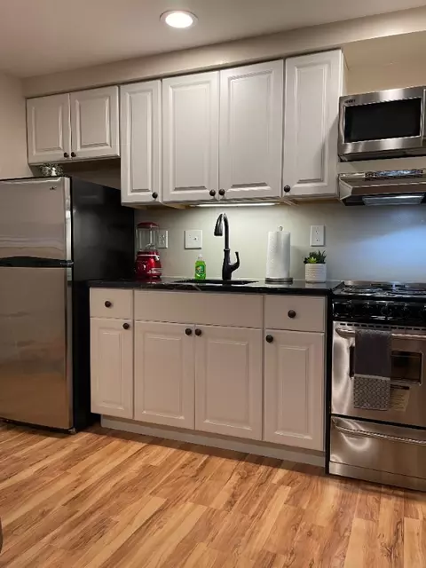 9851 Hellingly Pl, Montgomery Village, MD 20886