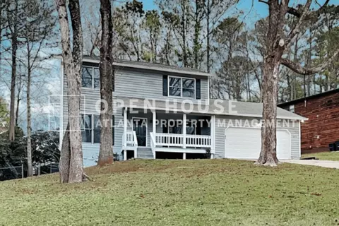 3494 Sheree Trl, Stone Mountain, GA 30087