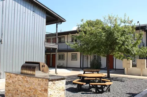 301 S Burnet St, Round Rock, TX 78664 photo 8