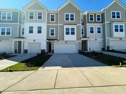 3048 Castle Loch Ln, Durham, NC 27703