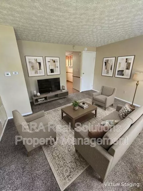 2381 Weyburn Rd, Columbus, OH 43232