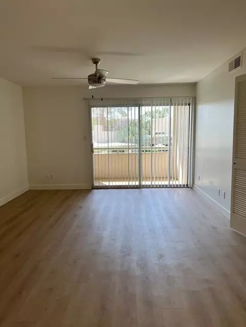 8310 W Mcdonald Dr, Scottsdale, AZ 85250