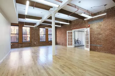 179 Franklin St #4A, New York, NY 10013