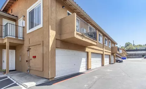 235 Pala Vista Dr, Vista, CA 92083