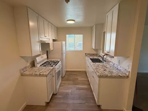 235 Pala Vista Dr, Vista, CA 92083
