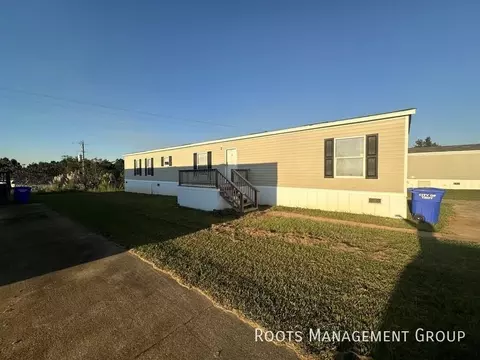 1025 Hunters Mountain Pkwy #1025, Troy, AL 36079