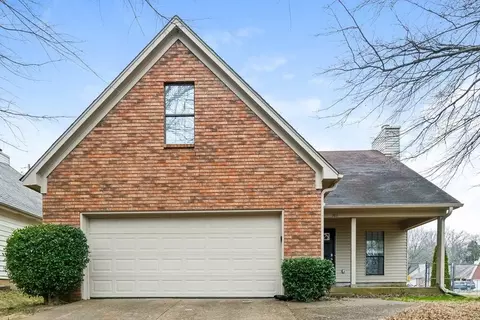 2811 Maryland Cir E, Memphis, TN 38133