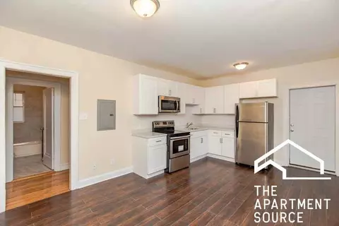 6843 21st St #2N, Berwyn, IL 60402
