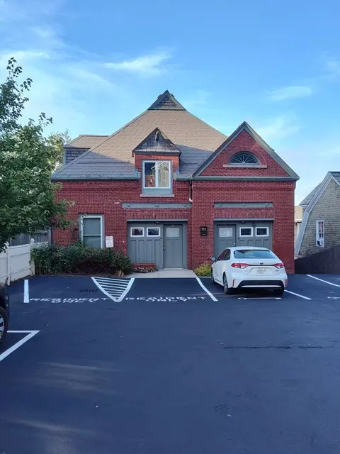 751 Congress St UNIT A, Portland, ME 04102