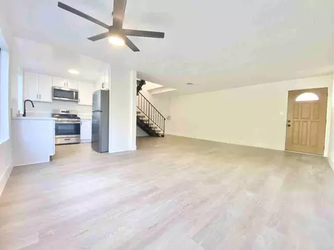 4737 Orion Ave #11, Los Angeles, CA 91403