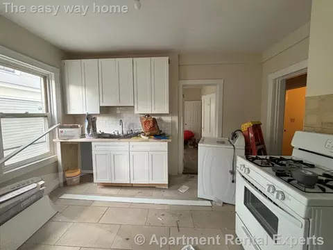 278 Washington St #2, Cambridge, MA 02139