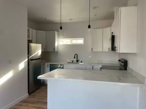 22208 66th Ave W #B, Mountlake Terrace, WA 98043