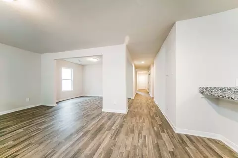 15668 Del Norte Dr, Conroe, TX 77306 photo 3