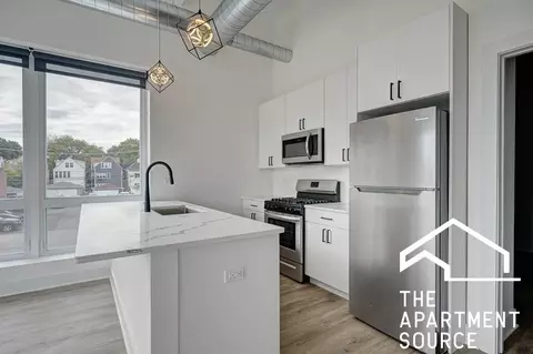 4731 N Western Ave #203, Chicago, IL 60625