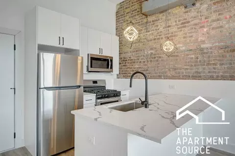4731 N Western Ave #210, Chicago, IL 60625