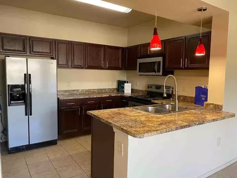 9201 Riverside Pkwy, Tulsa, OK 74137