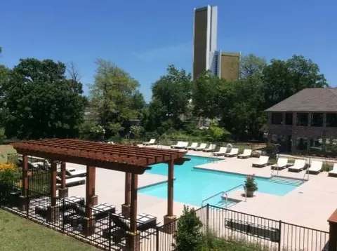 2121 E 83rd St, Tulsa, OK 74137