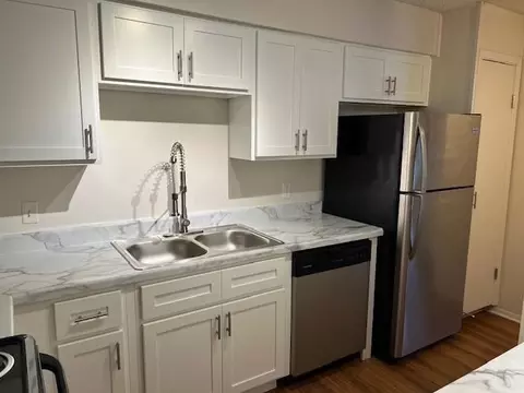 2121 E 83rd St, Tulsa, OK 74137