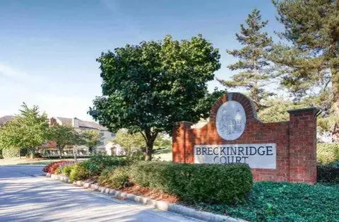 420 Redding Rd, Lexington, KY 40517