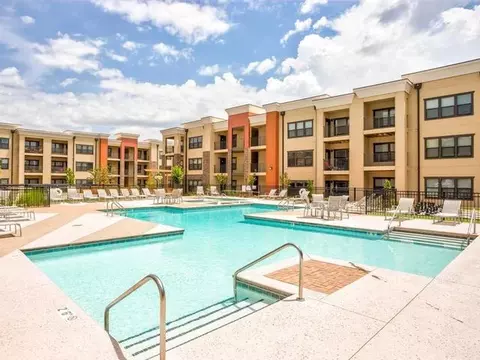 15400 Crown At Lone Oak Rd, Edmond, OK 73013