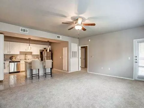 15400 Crown At Lone Oak Rd, Edmond, OK 73013