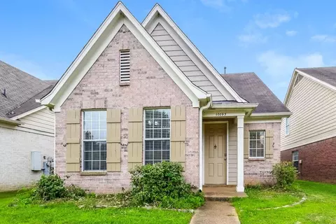 10093 Woodland Hills Dr, Cordova, TN 38018
