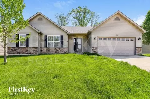 1326 Forest Way Dr, Wentzville, MO 63385