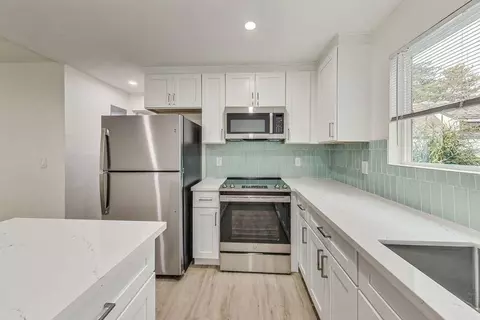 2537 Ellsworth St #F, Berkeley, CA 94704