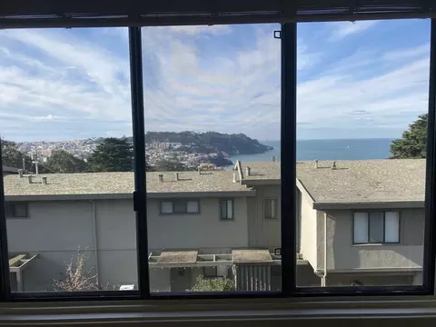1540 Pershing Dr #E, San Francisco, CA 94129