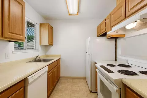 5350 N Brawley Ave, Fresno, CA 93722