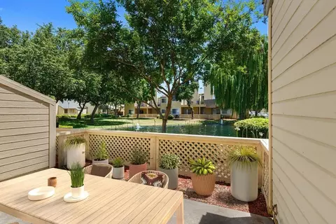 5350 N Brawley Ave, Fresno, CA 93722