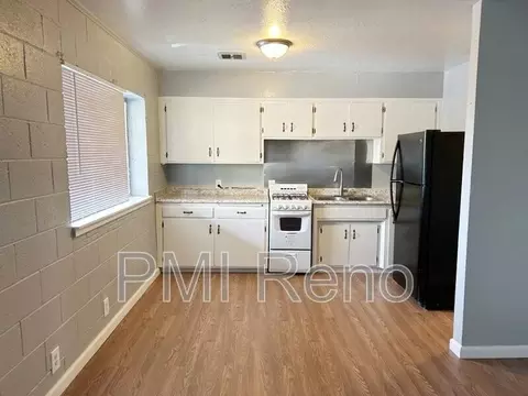 2075 Patton Dr #F, Reno, NV 89512