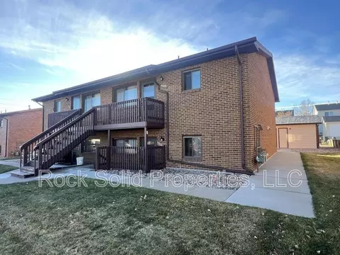 3305 Frontier St, Cheyenne, WY 82001