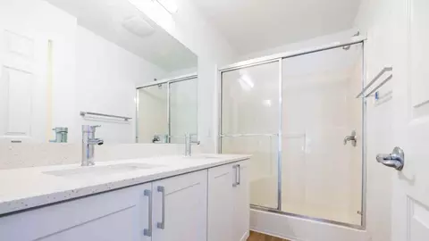 955 N Duesenberg Dr, Ontario, CA 91764 photo 15
