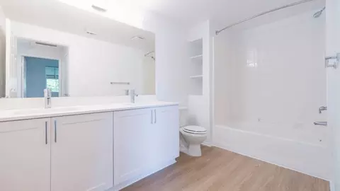 955 N Duesenberg Dr, Ontario, CA 91764 photo 14