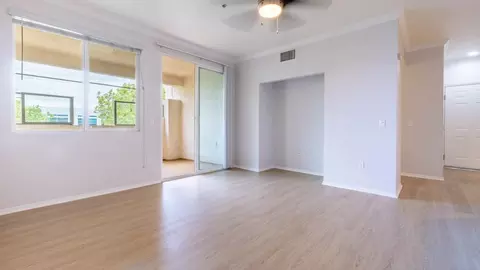 955 N Duesenberg Dr, Ontario, CA 91764 photo 9