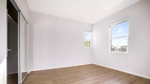 955 N Duesenberg Dr, Ontario, CA 91764 photo 21